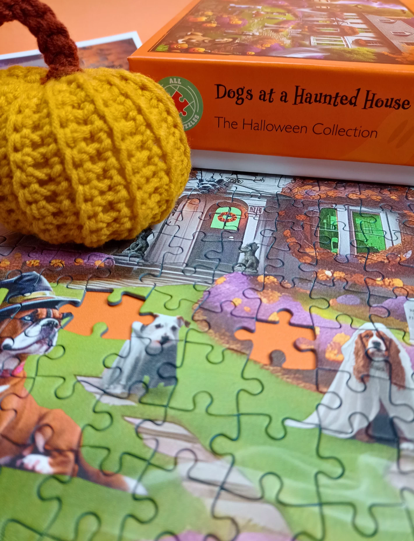 Dogs At A Haunted House 1000 Or 500 Piece Jigsaw Puzzle - Image 5