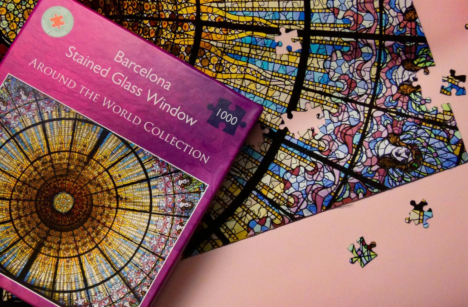 Barcelona Stained Glass Window 1000 Piece Jigsaw Puzzle - Image 5